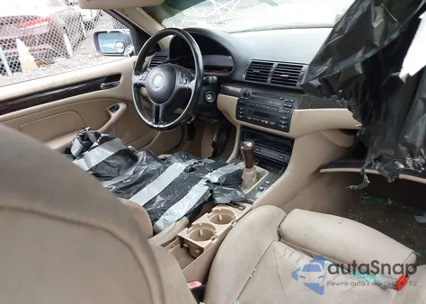 2003 BMW 325I из США, поврежденный, VIN WBAEV33413KL59127